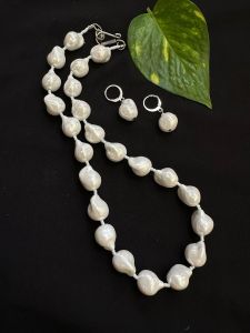 Baroque Shell Pearl Necklace, Cream