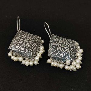 Silver Replica Dangler Earrings with Pearl Gunguroos