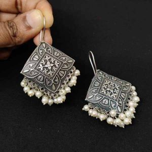 Silver Replica Dangler Earrings with Pearl Gunguroos