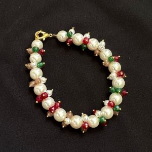 Shell Pearl Bracelet