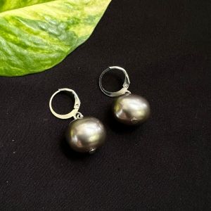 Grey Egg Shaped Shell Pearl Earrings