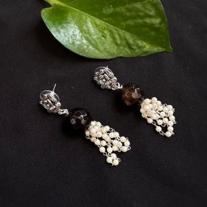 Pearl Chain Earrings With Agate