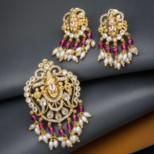 Perumal(Balaji) Pendant with Earrings, Dark Pink