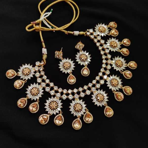 Sophia Diamond Pendant Earrings Set | Pachchigar Jewellers (Ashokbhai)