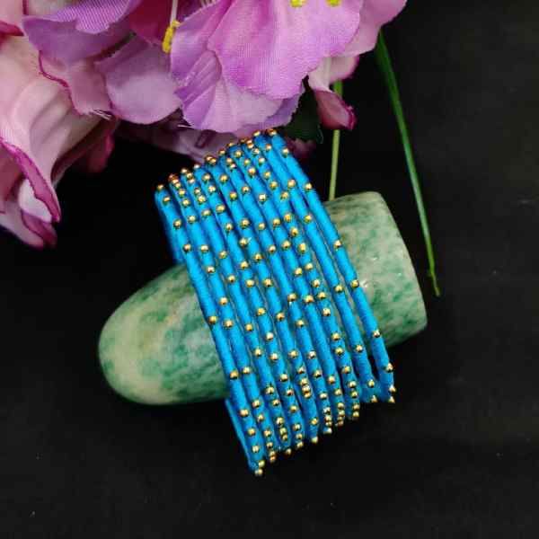 blue colour thread bangles