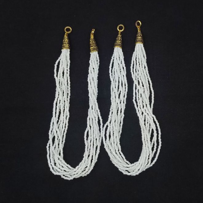 Off White Seed Bead Necklace at Rs 180/piece | सीड बीड्स नेकलेस in Meerut |  ID: 24646879233