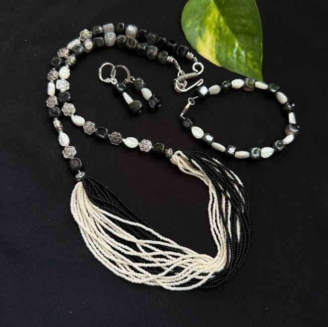 Buy Silver Necklaces & Pendants for Women by Silverwala Online | Ajio.com
